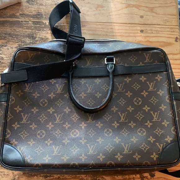 Louis Vuitton Porte Documents Voyage GM Monogram Macassar